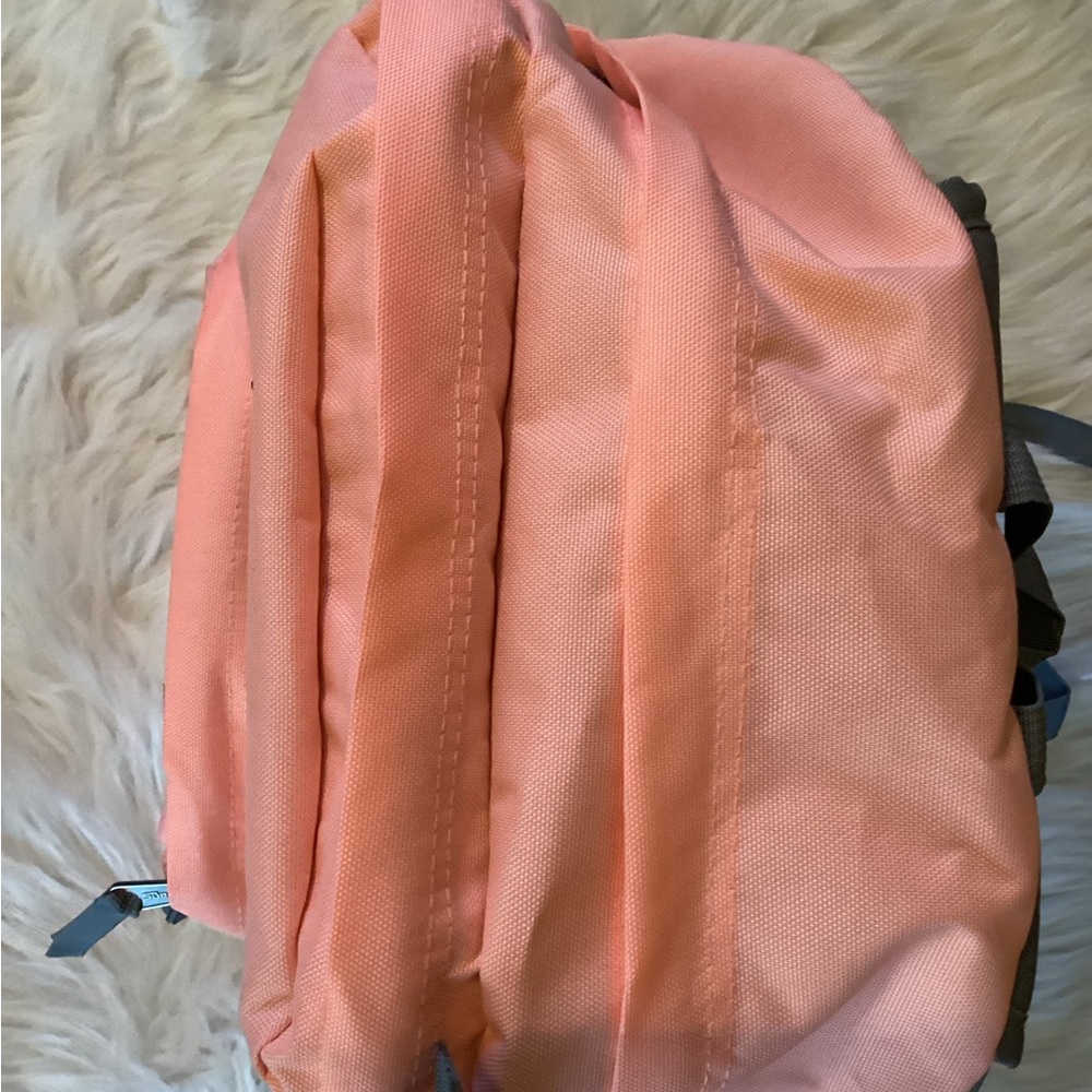 Jansport Backpack NWOT - Picture 3 of 4